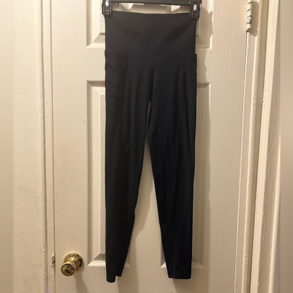 Aerie leggings with pockets